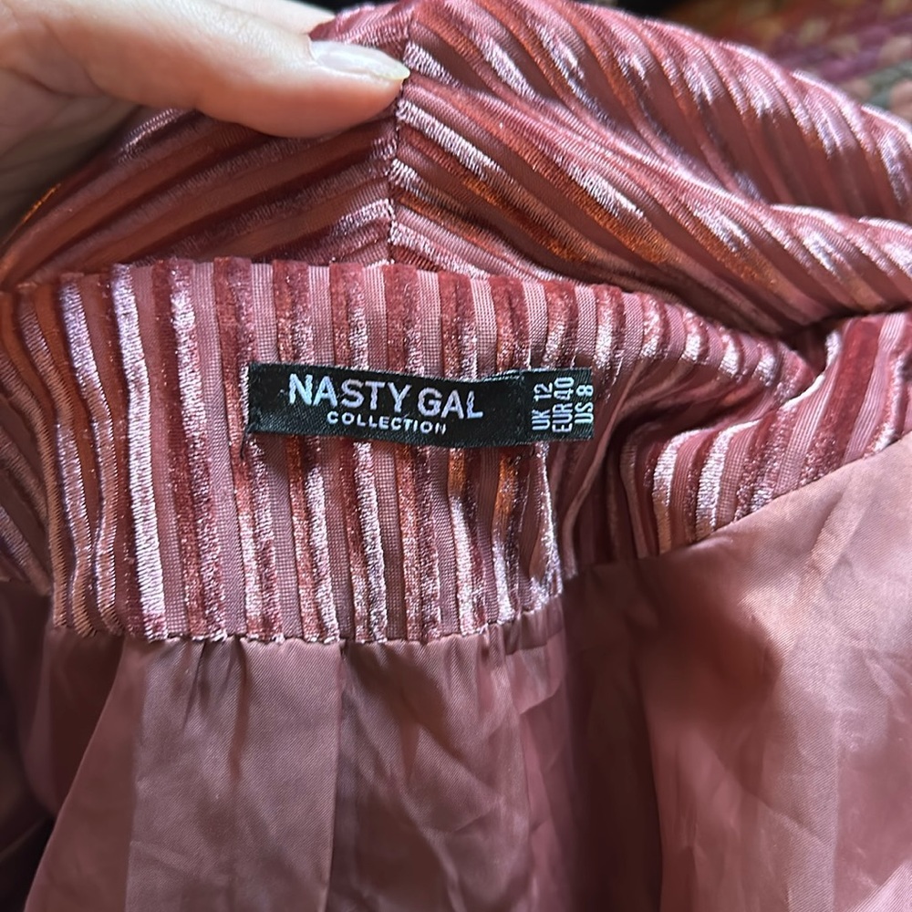 NASTY GAL PINK STRIPED VELVET OVERSIZED BLAZER MOB WIFE - Picture 2 of 4